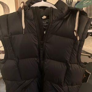 Hooded Abercrombie & Fitch Puffer Vest